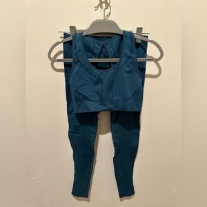 Teal Sports Bra and Leggings Set - High Waisted (Size M)
